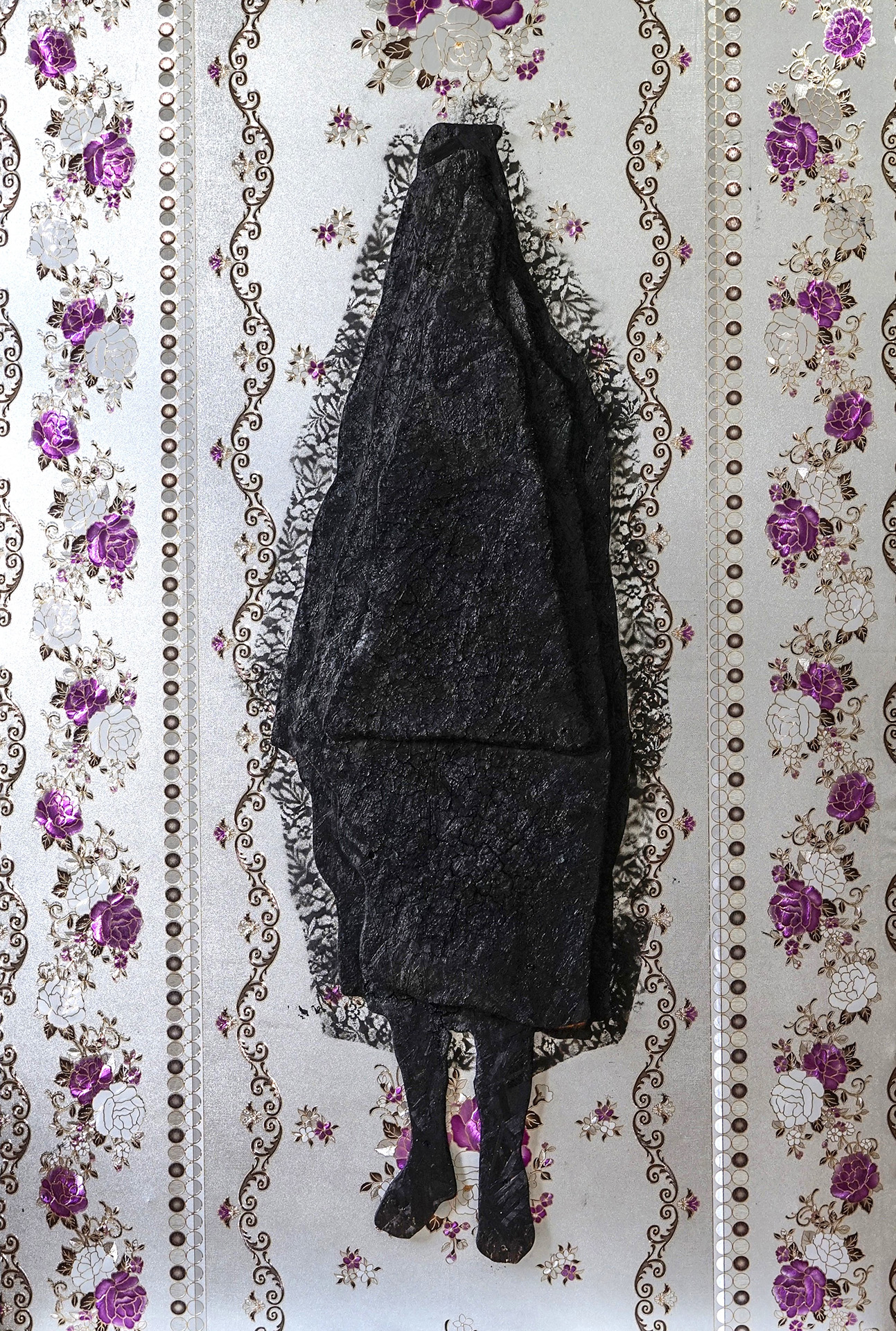 Erőss István_Fekete nő, vegyes technika, 185x125 cm, 2025